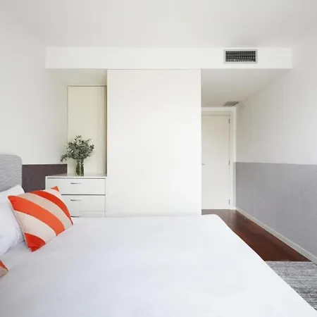 Ola Living Plaza Catalunya-3